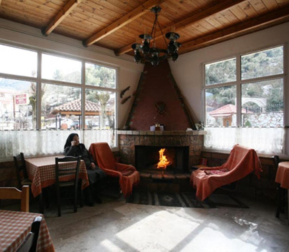 Lithos Hotel Priolithos Ngoại thất bức ảnh