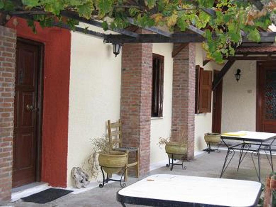 Lithos Hotel Priolithos Ngoại thất bức ảnh